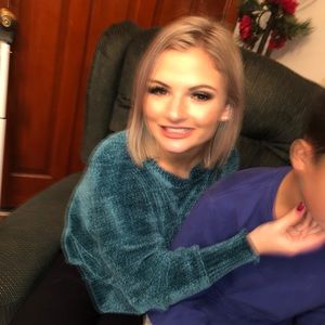 Meet your Posher, Kaila